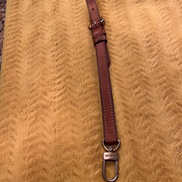 Authentic LOUIS VUITTON Adjustable Shoulder Strap Leather - Picture 10 of 17